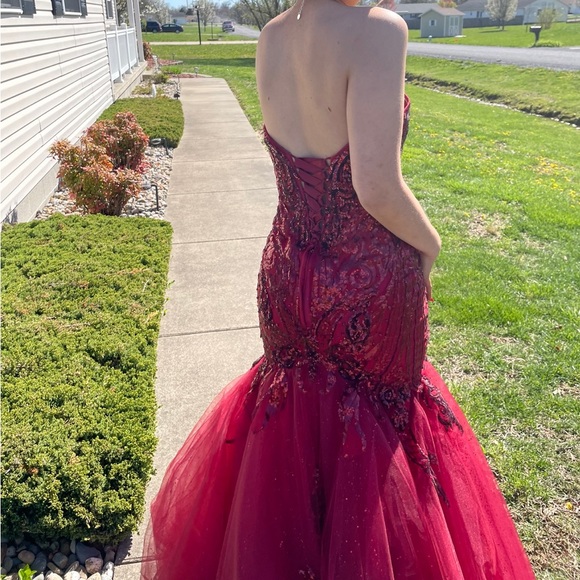 Formal prom/homecoming dress - Picture 2 of 5